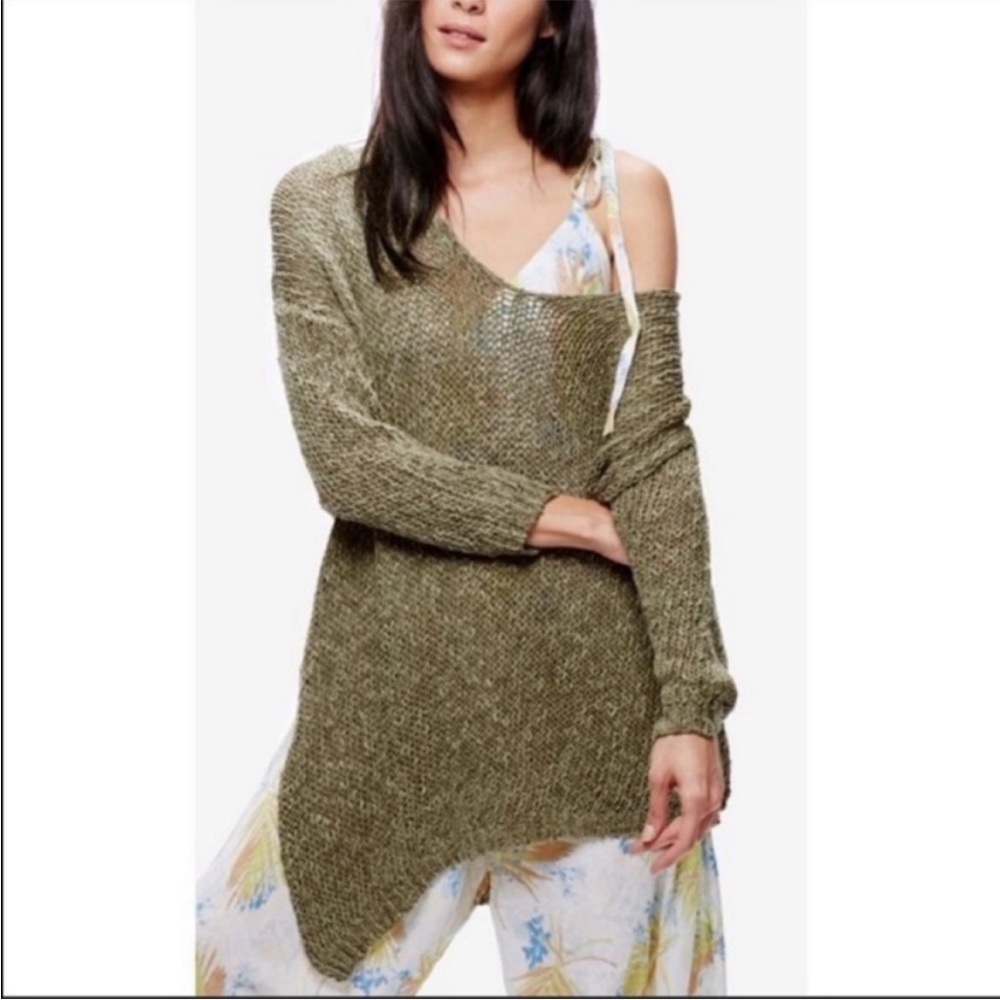 FREE PEOPLE Vertigo Asymmetrical Airy Open Knit Sweater Forest Green XS Oversize - Picture 2 of 6